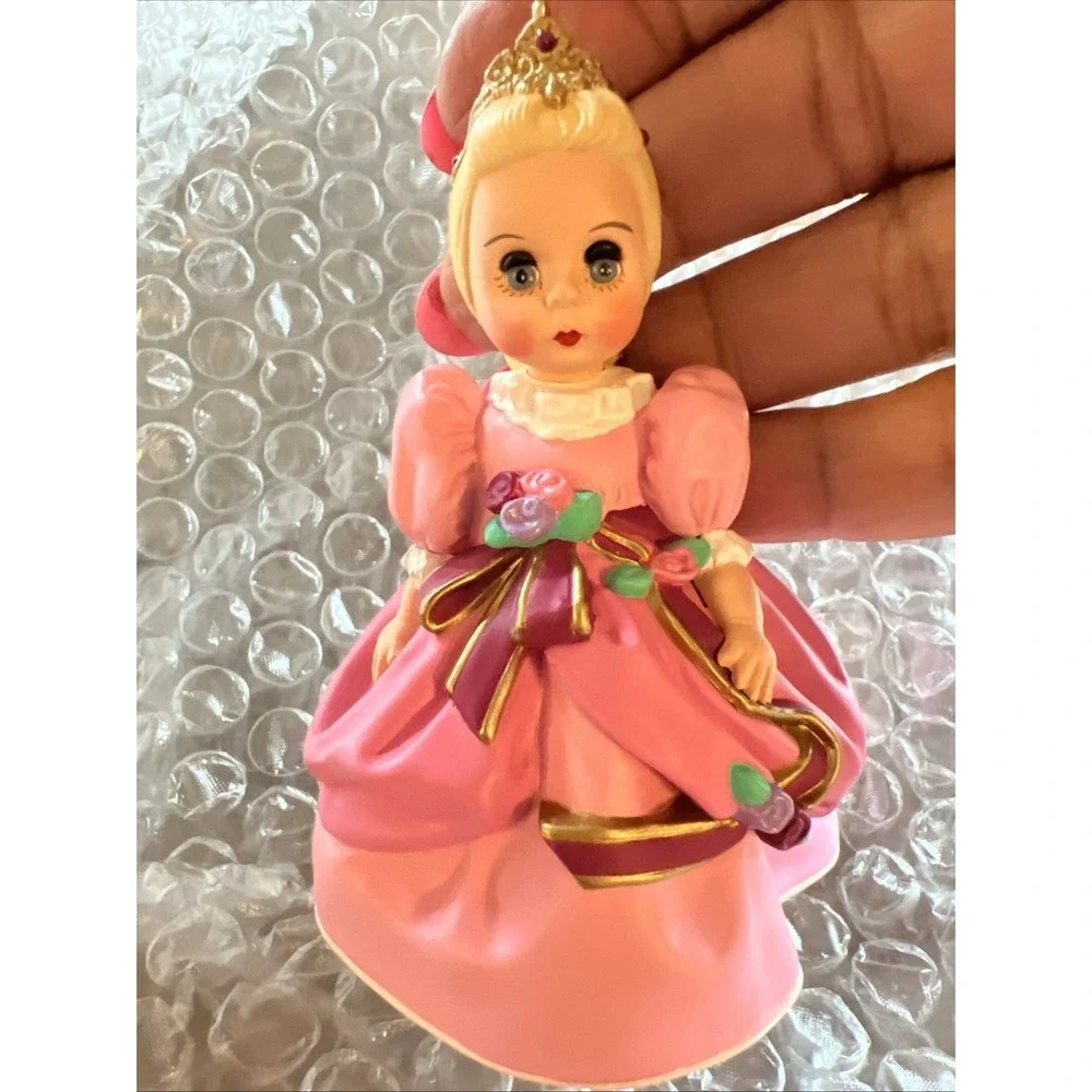 1995 Hallmark Keepsake Christmas Ornament Madame Alexander Cinderella